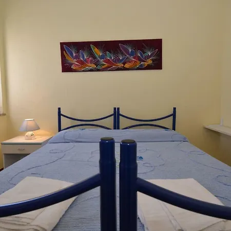 Casa Nadia סאן תאודורו